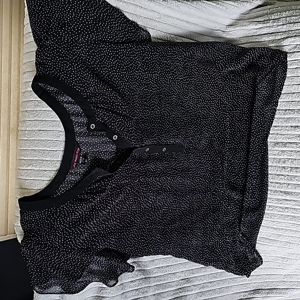 Black w/White Polka Dots Top-2x